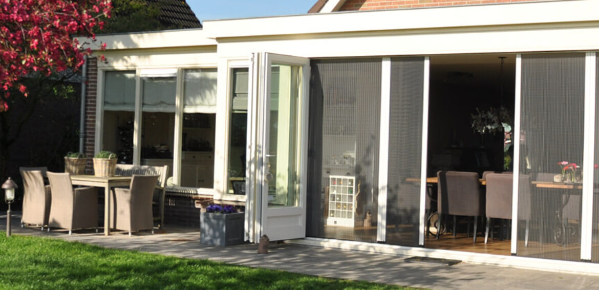 HW Huis & Wonen Gorinchem Plissehordeur tuin openslaande deuren